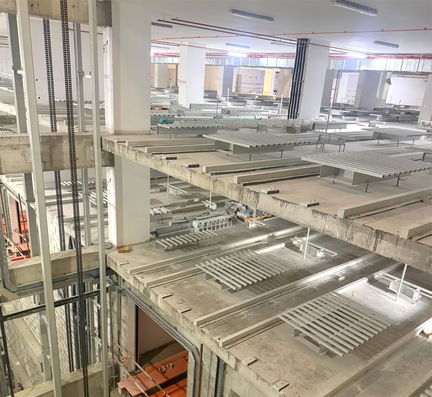 Dubai Al Fahidi Street PCS Parking 3
