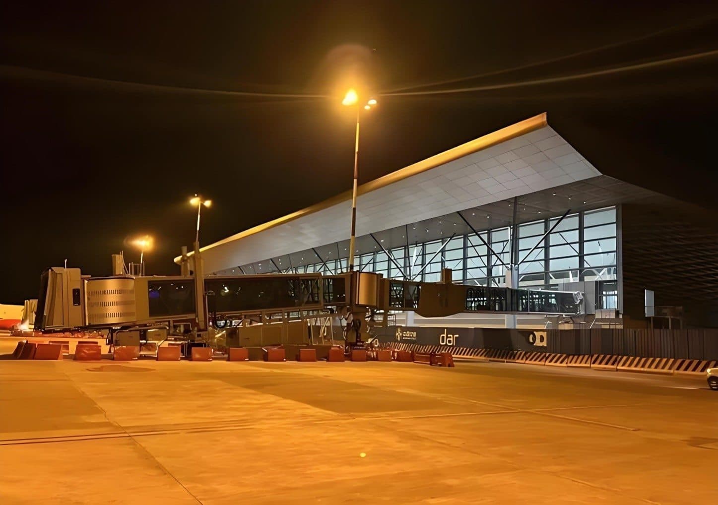 Uganda Entebbe Airport curtain wall steel structure project